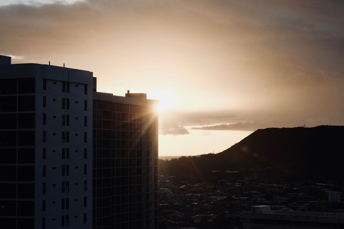 Sunrise over Honolulu's skyline with Diamond Head silhouette in the background, Hawaiʻi