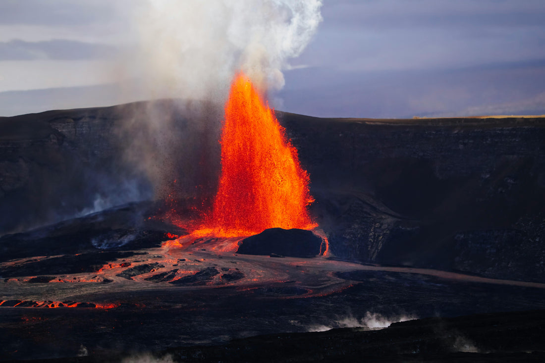 Lava erupting from Kīlauea volcano on the Big Island of Hawaiʻi