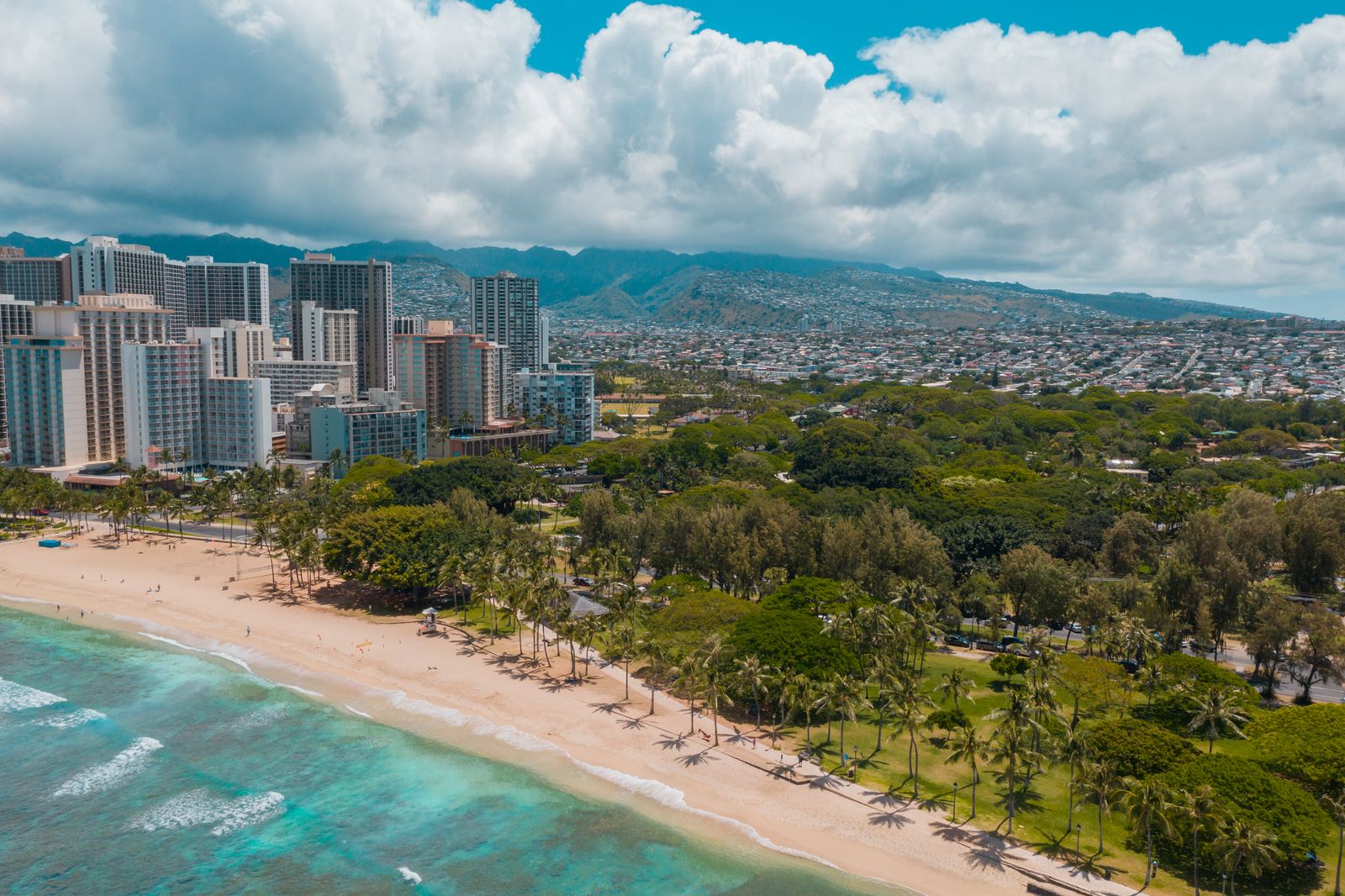 Aerial view of Waikiki Beach and Honolulu skyline on Oʻahu, Hawaiʻi