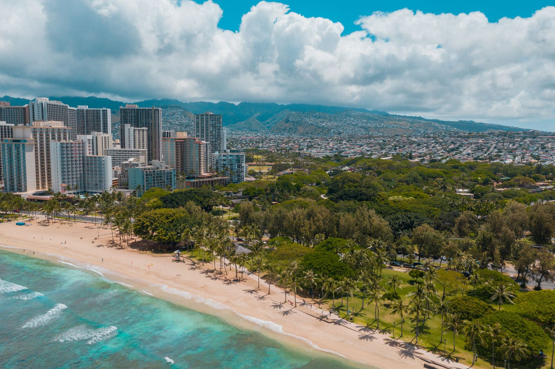Aerial view of Waikiki Beach and Honolulu, Oʻahu, Hawaiʻi