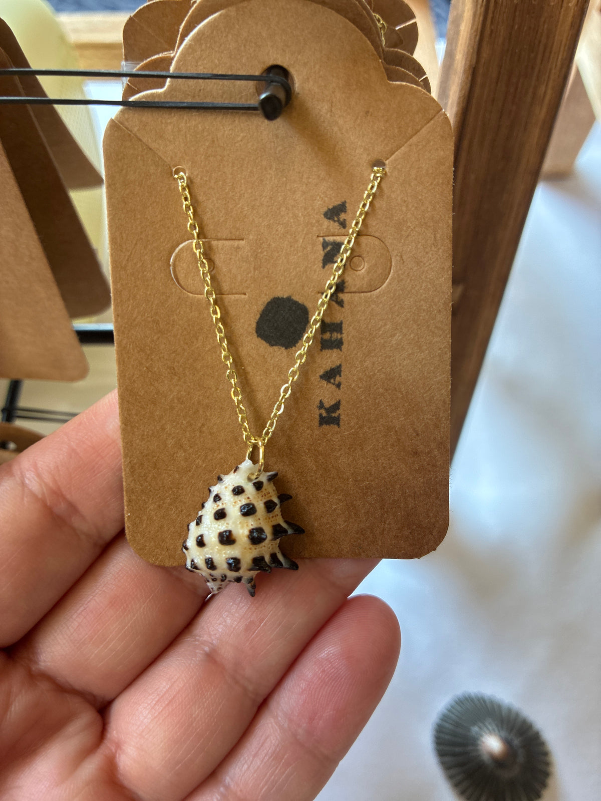Droop Gold Necklace