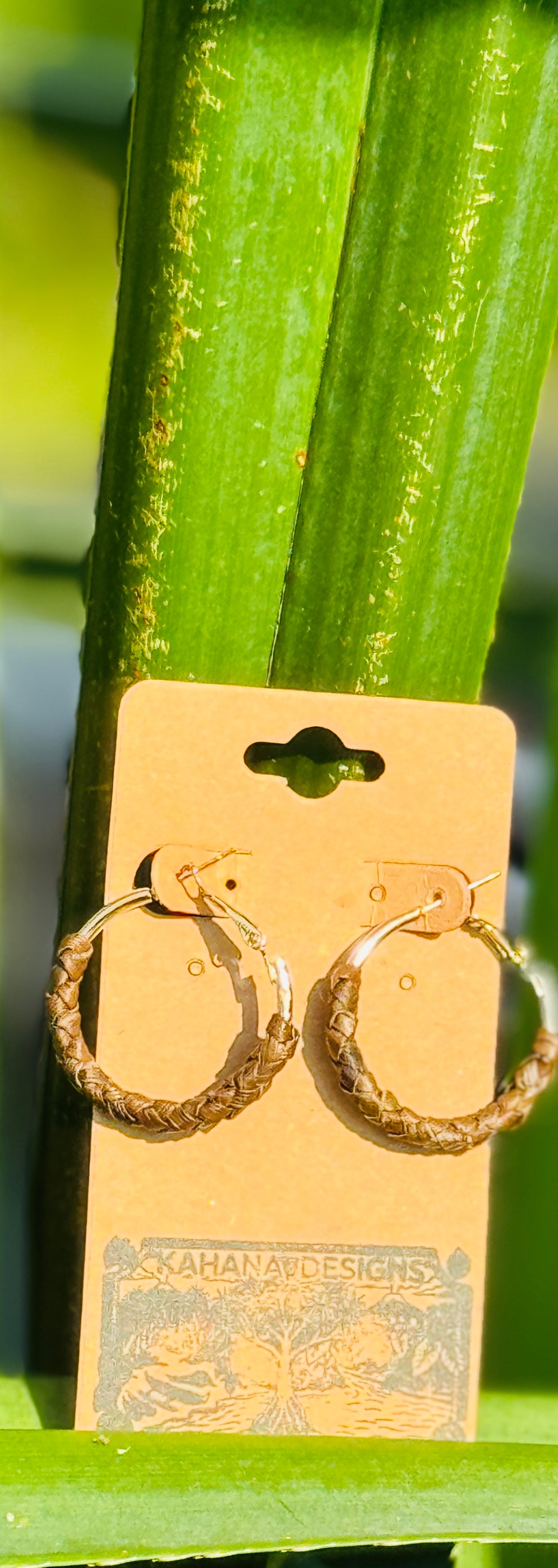 Gold Laka Hoops: Mākuʻe